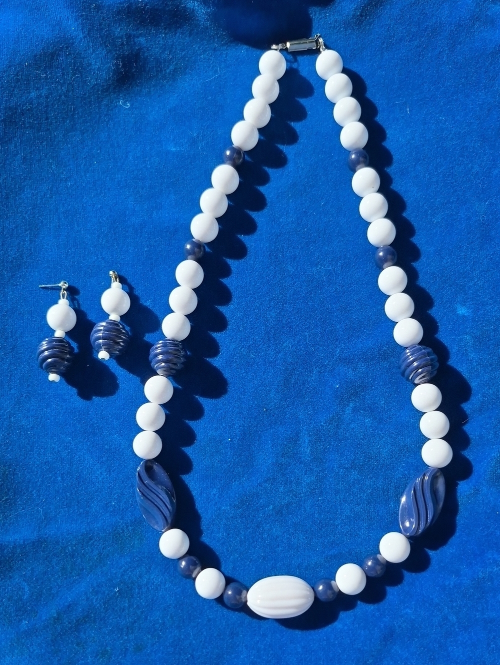 White and Navy Beaded Necklace & Earring Set